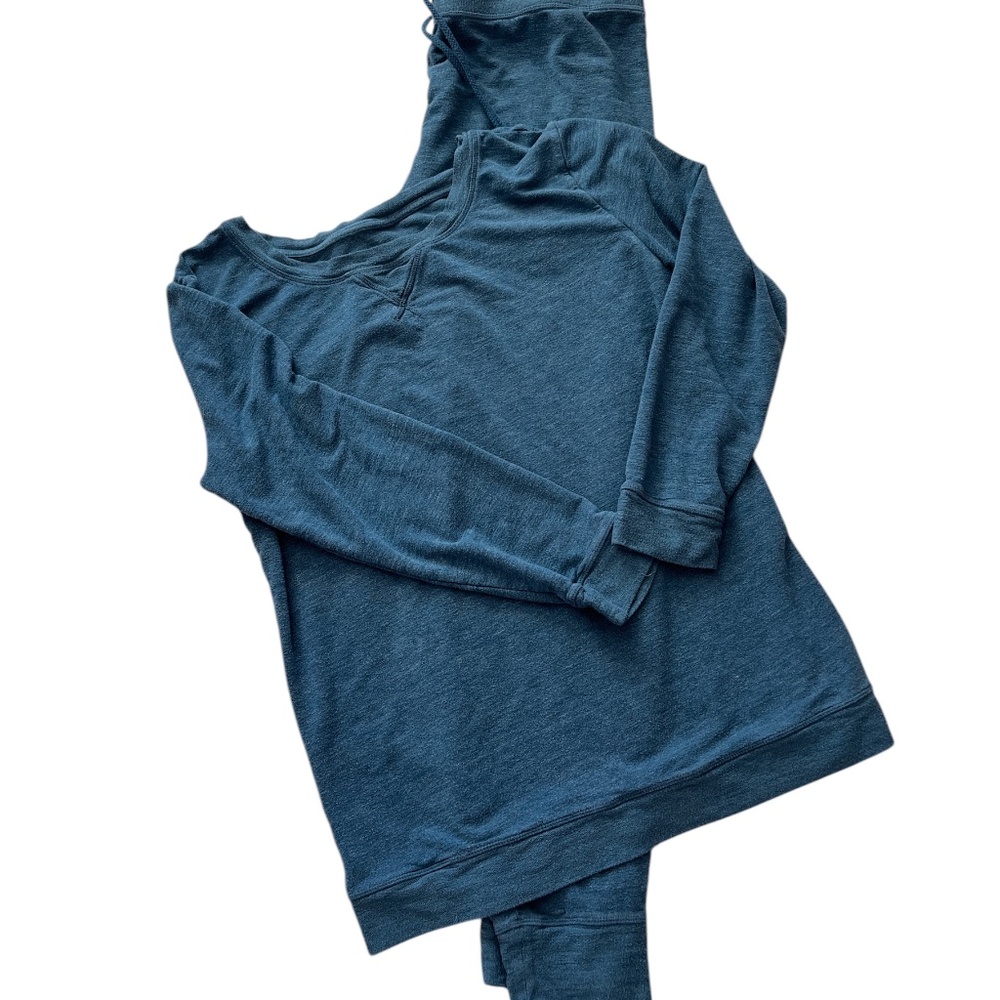 Felina Blue Long Sleeve Pajama Top and Bottom Set